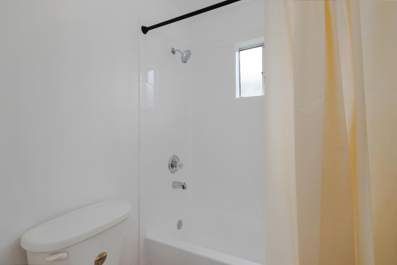 Los Angeles Retreat Close To Hotspots Екстериор снимка